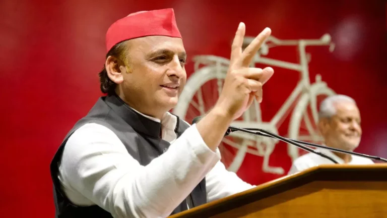 22 08 2024 akhilesh yadav 23782304